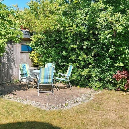 Ferienwohnung Im Uhlenhuus Wiek auf Rügen Eksteriør bilde